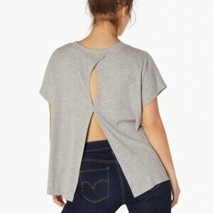 Beyond Yoga Keep In Line Split Back Ribbed Tee Top M Dark Gray